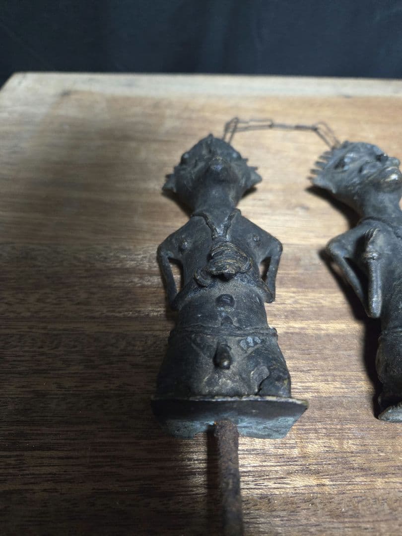 自立不可ナイジェリアヨルバ族鉄製男女オブジェアフリカプリミティブアート