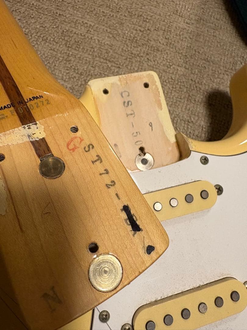 o*i様 Fender Japan ST72 フジゲン製Fシリアル ストラトキャ