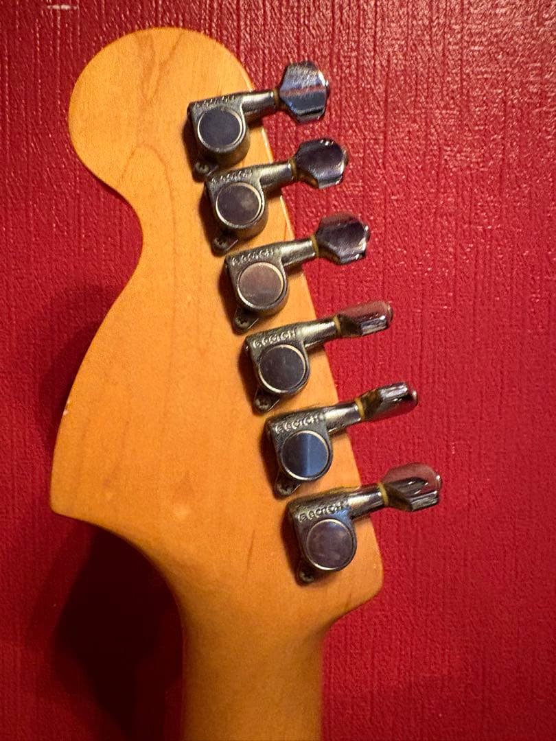 o*i様 Fender Japan ST72 フジゲン製Fシリアル ストラトキャ