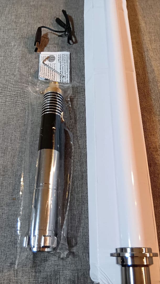 合金製ライトセーバー ルーク仕様 SWギミック 振動 音 光 usb充電 新品