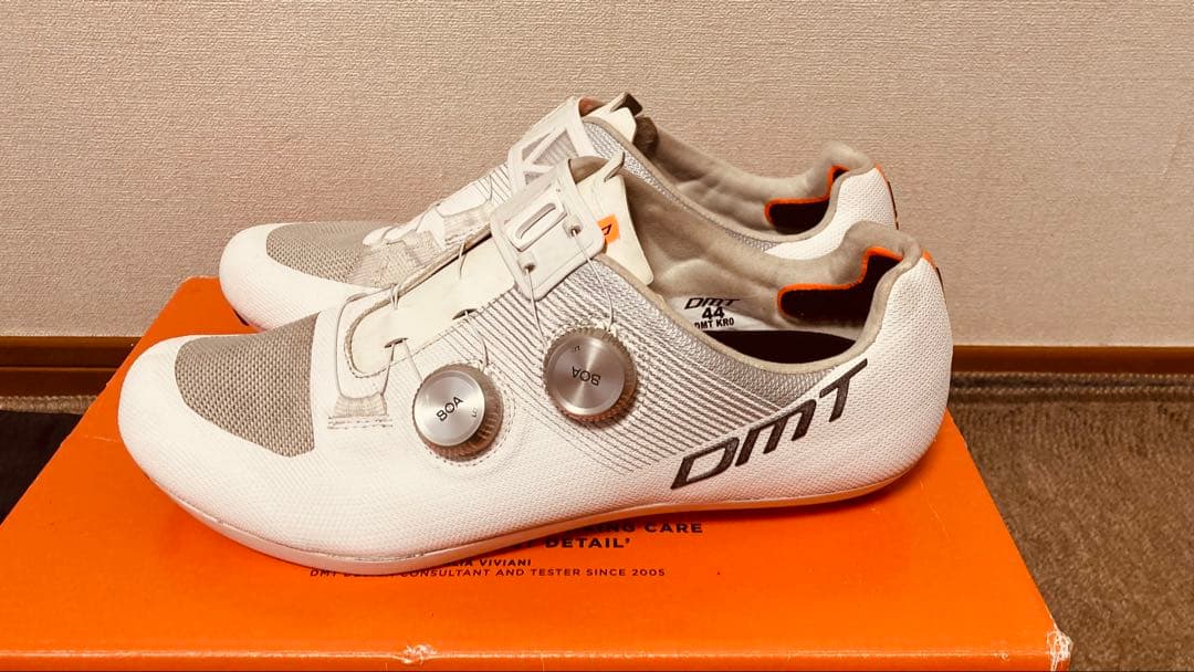 DMT KR0 EVO 44 ホワイトシルバー