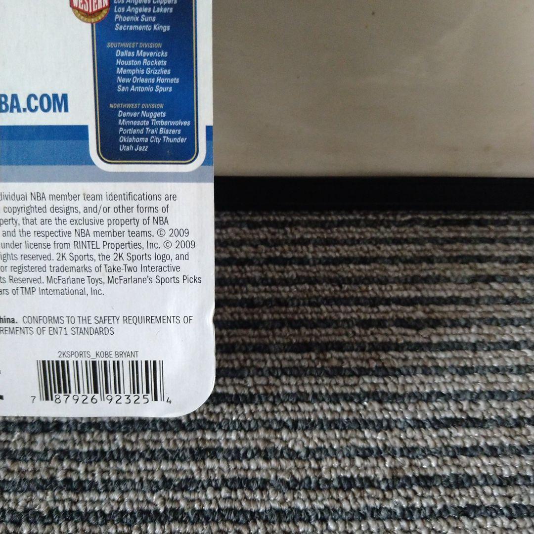 NBA　マクファーレン　2K10発売記念　3インチ　コービーブライアント