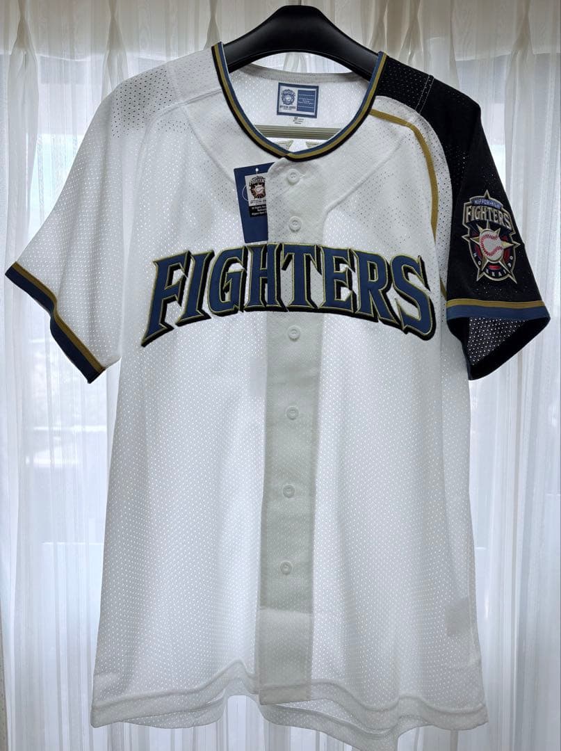 【新品未使用】北海道日本ハムファイターズ　新庄剛志　ユニフォーム　Mサイズ
