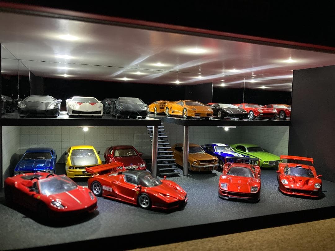 ミニカー専用ジオラマ：1/64 ショールームⅣ／在庫SALE！