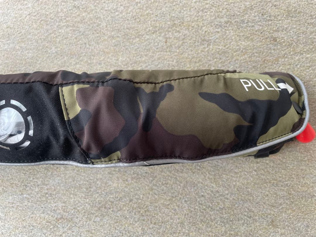 サンライン　SUNLINE オートインフレーダブルベスト（ウエストタイプ）迷彩