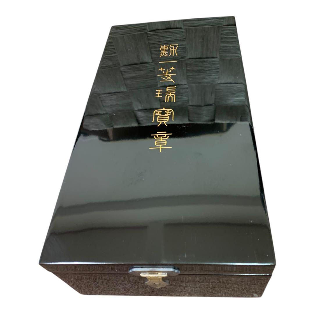 極美品 勲一等瑞宝章 共箱付き 勲章 徽章 当時物 現状品