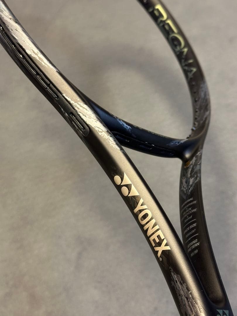 【極美品】YONEX REGNA 98