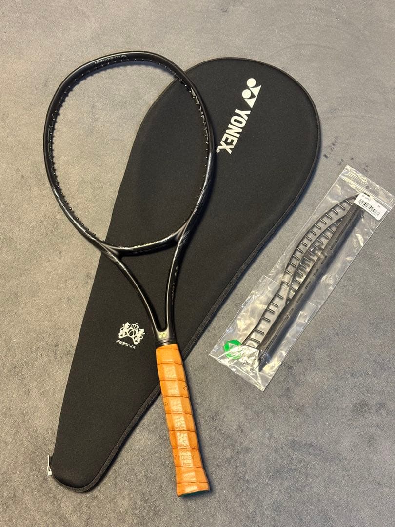 【極美品】YONEX REGNA 98