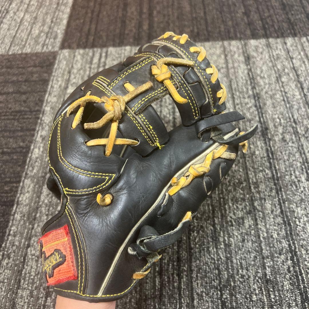 slugger グローブ　軟式　内野用　ネーム入り