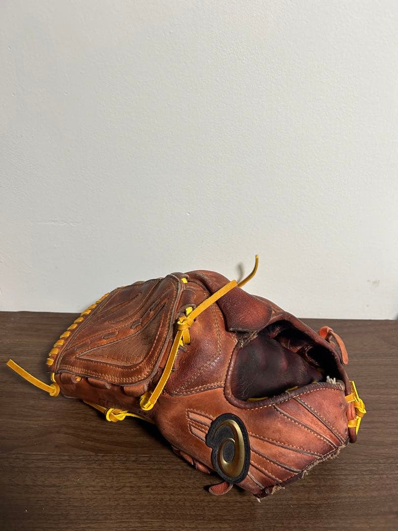 硬式投手用 asics-ゴールドステージ