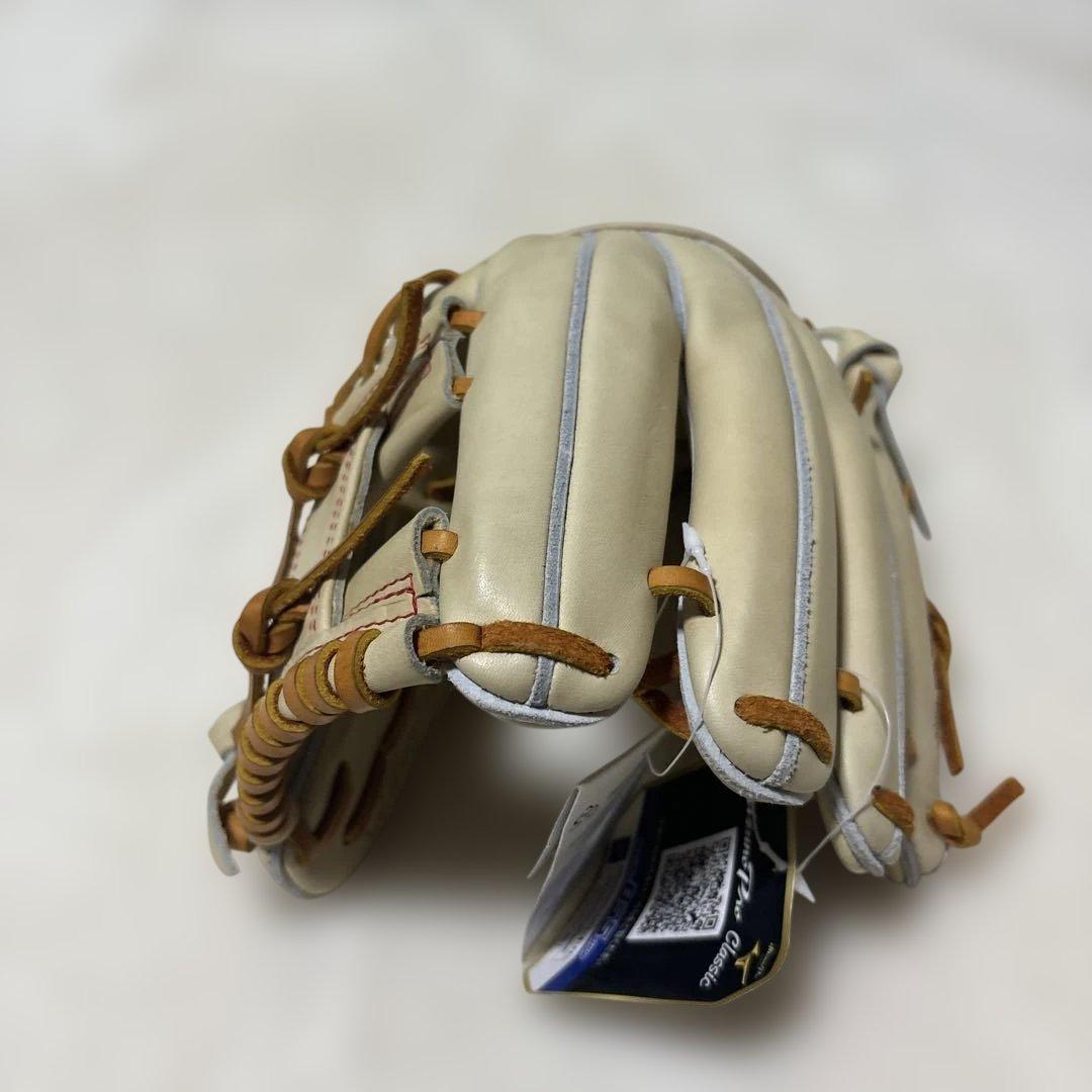 本日限定定価税込47300円！ミズノプロ　クラシック　軟式内野手用　新品未使用