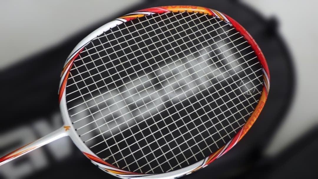 993/極美品　EXPLORE-X160 バドミントンカーボン 2本セット