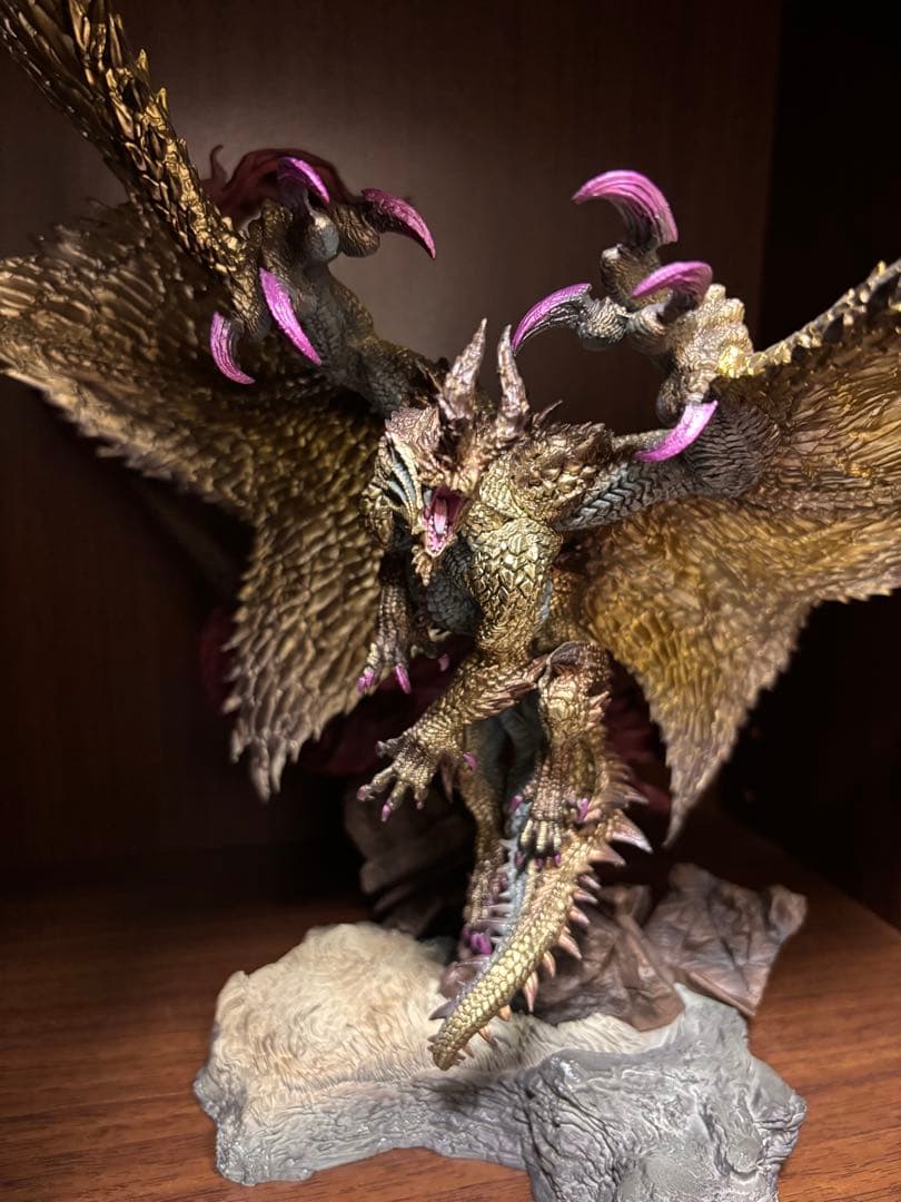 【本体写真あり】　モンスターハンター　クリエイターズモデル　シャガルマガラ