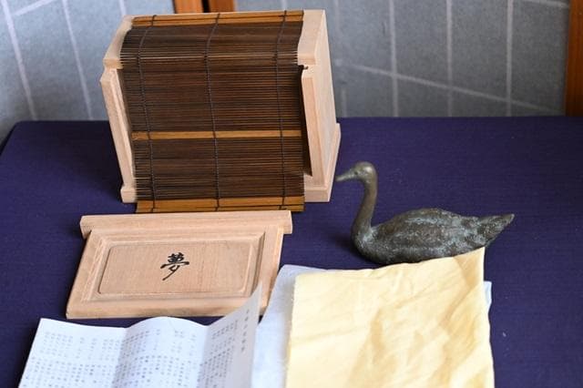 進藤武松 　白鳥 　ブロンズ　 置物　 銅製 箱　 美品
