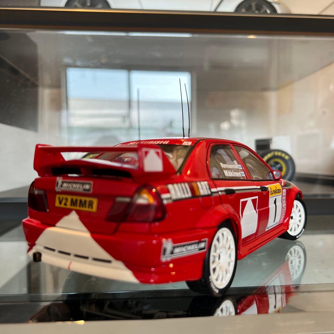 【7/21まで値下げ】AUOTart 1/18ランサーエボリューション6トミマキ