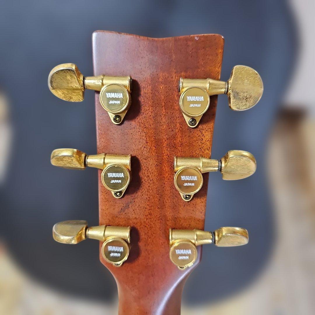 YAMAHA.LL33Jオール単板 ハードケース付き。