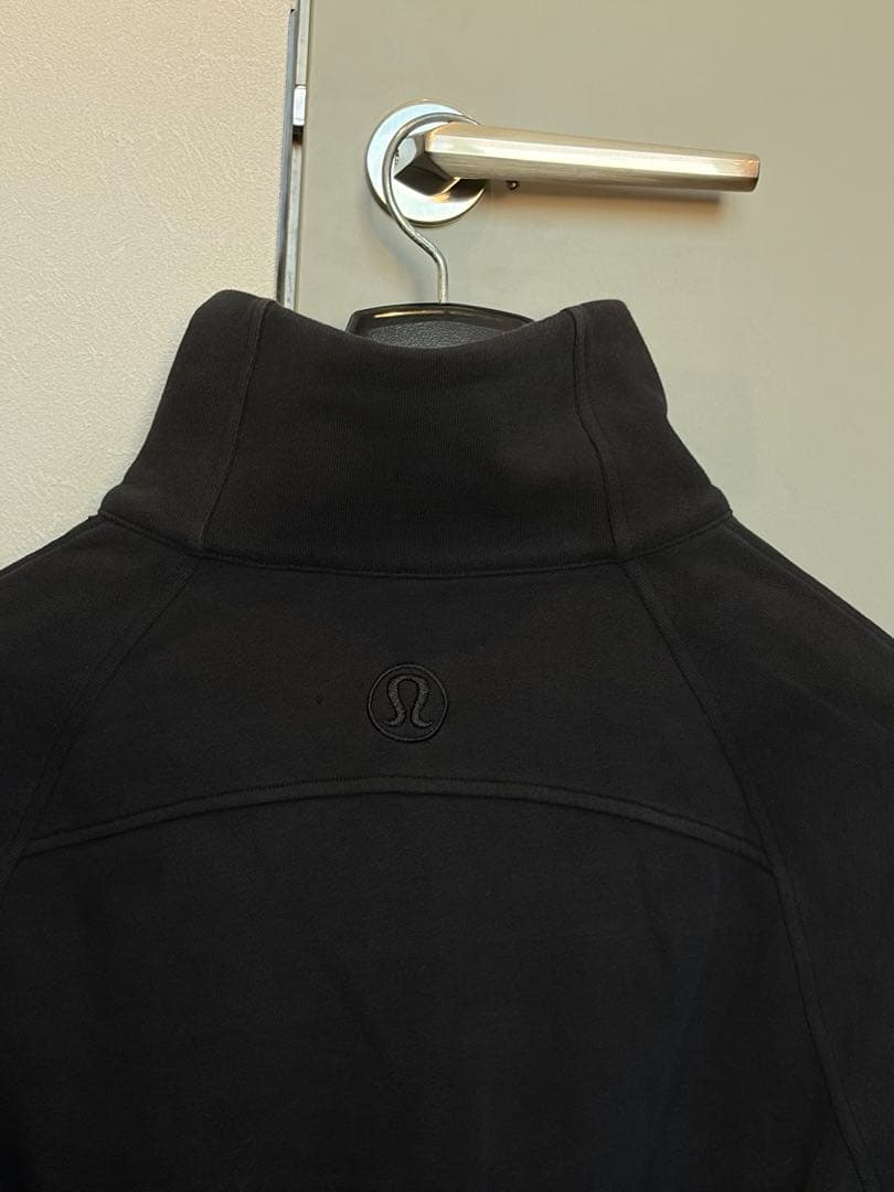 ルルレモン　Scuba オーバーサイズ ハーフジップフーディxs/s