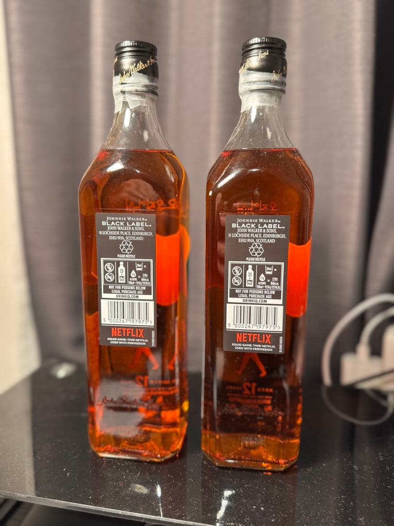 ジョニーウォーカー ブラックラベル 12年 イカゲームエディション 2本セット