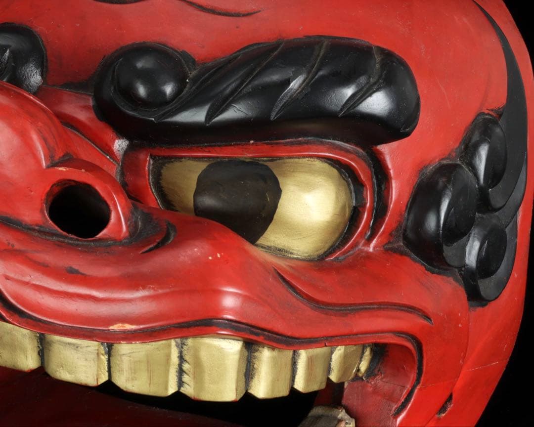 時代物 木彫獅子頭 朱漆塗金彩 幅34cm 獅子舞 神楽面 魔除 縁起物 骨董品