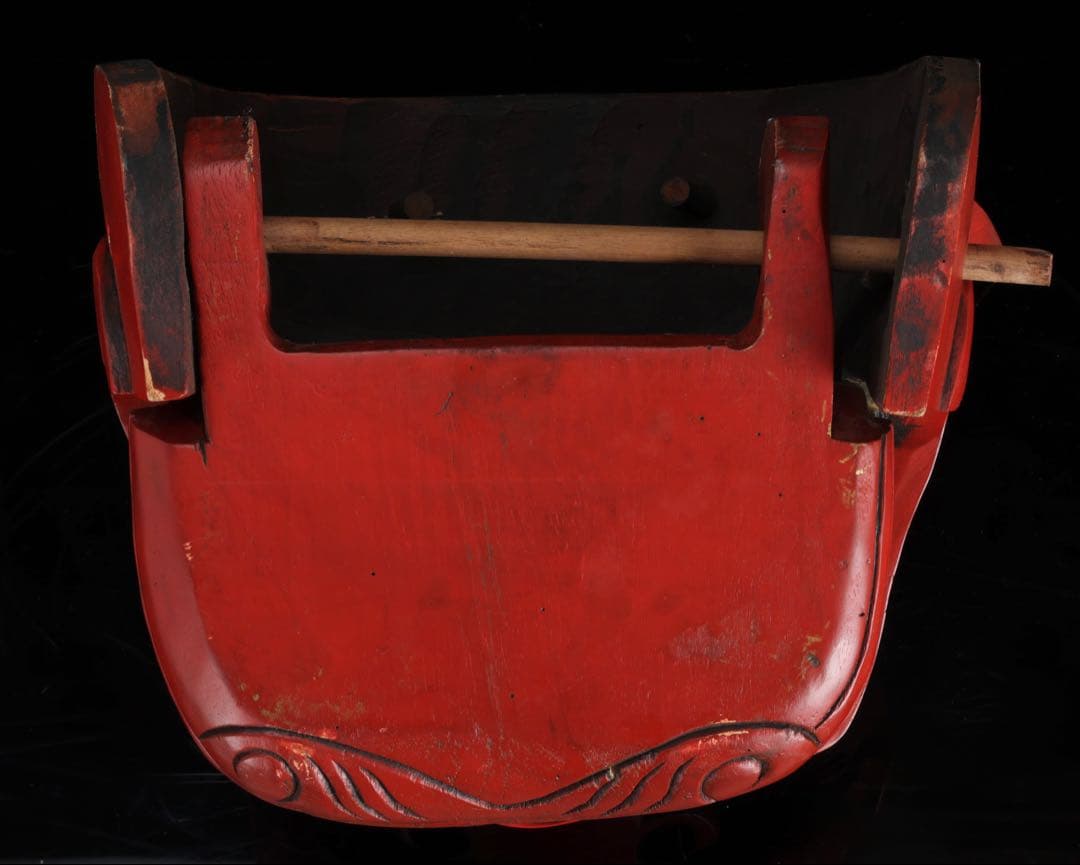 時代物 木彫獅子頭 朱漆塗金彩 幅34cm 獅子舞 神楽面 魔除 縁起物 骨董品