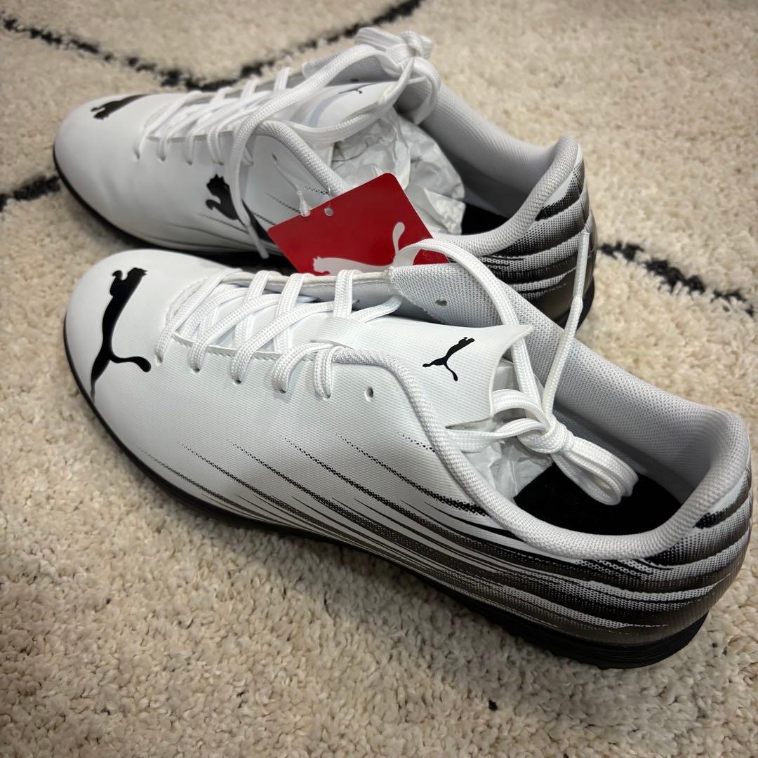 Puma フットサルシューズ サッカーシューズ ホワイト 新品タグ付き