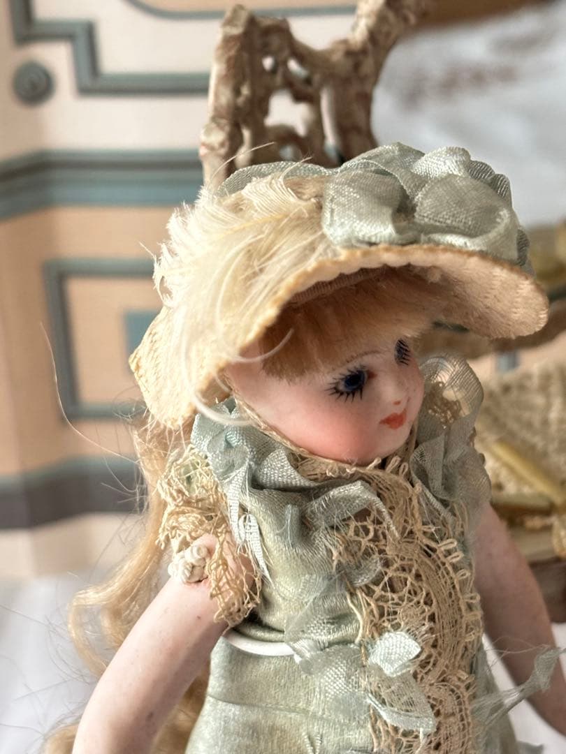 スペシャルアンティーク　フレンチミニョネット