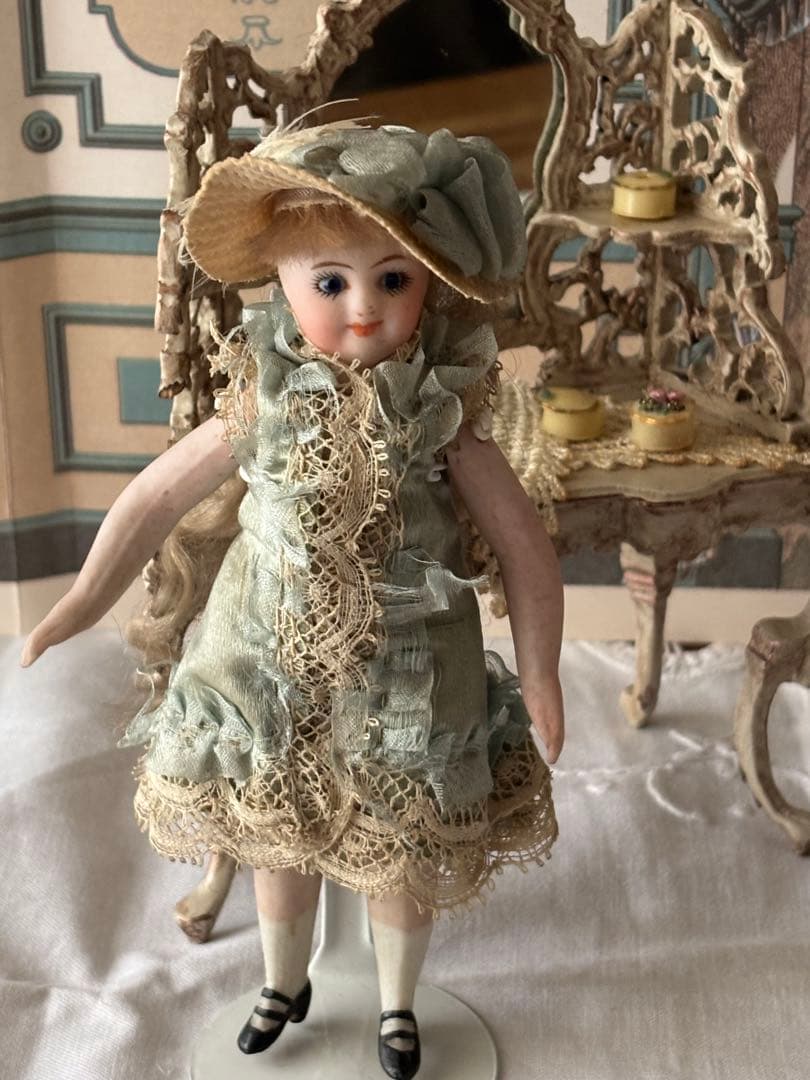 スペシャルアンティーク　フレンチミニョネット