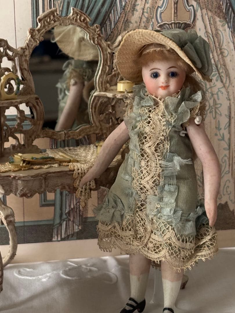 スペシャルアンティーク　フレンチミニョネット