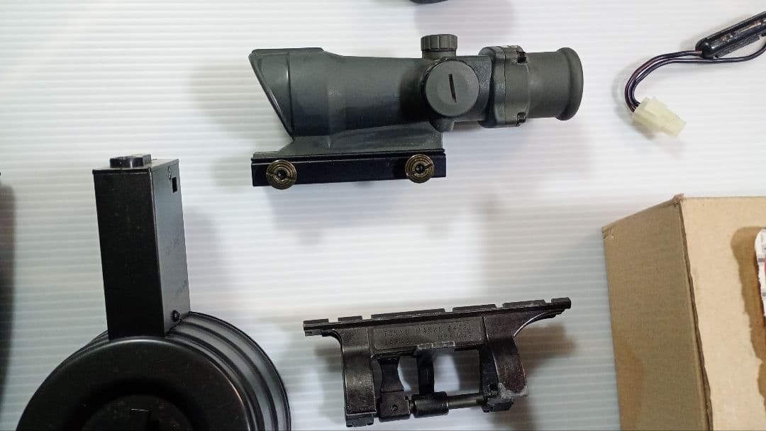 東京マルイ製 SR-16 M4 カービン（メタルフレーム仕様）