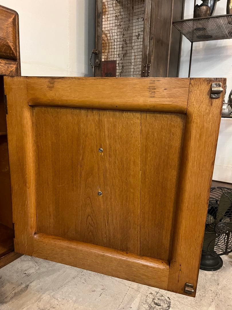 アンティークキャビネット　イギリス