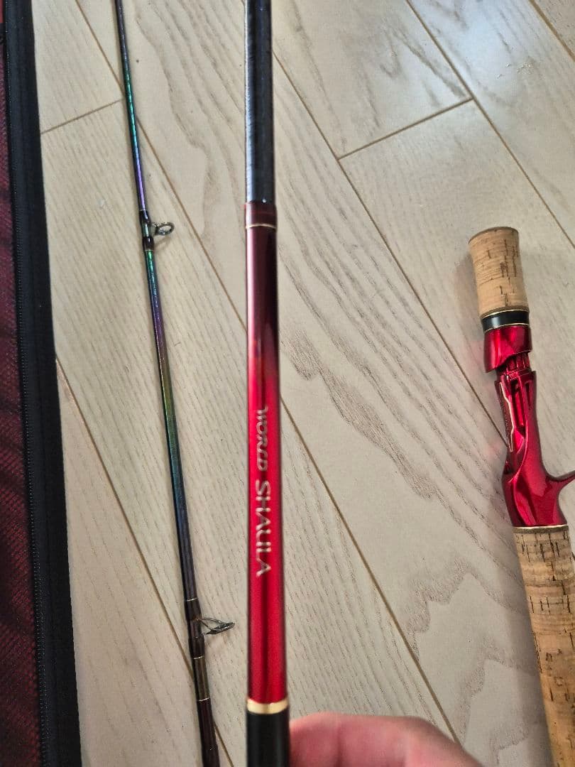 ワールドシャウラ　1651FF-3 美品