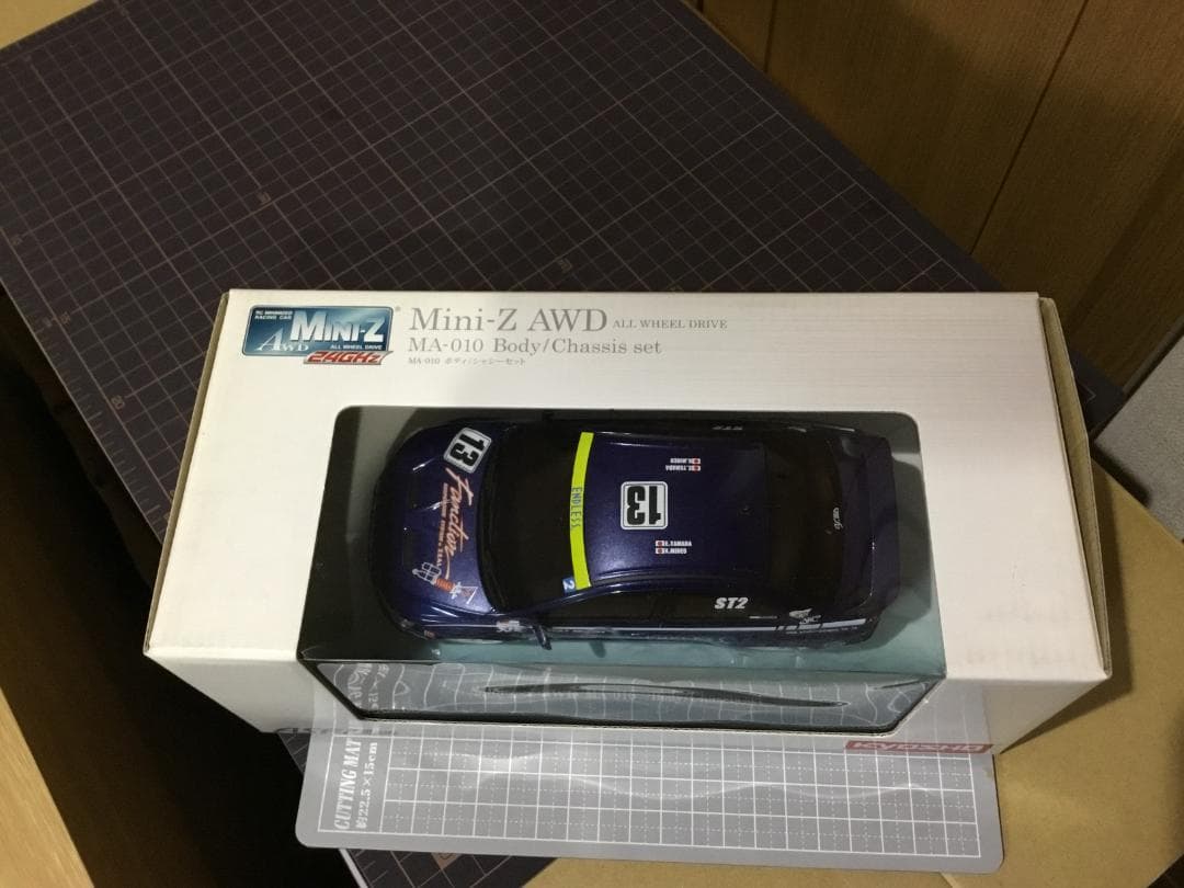 ミニッツ　 三菱ランサーエボリューションＸ　ボディ・シャシーセット （新品）