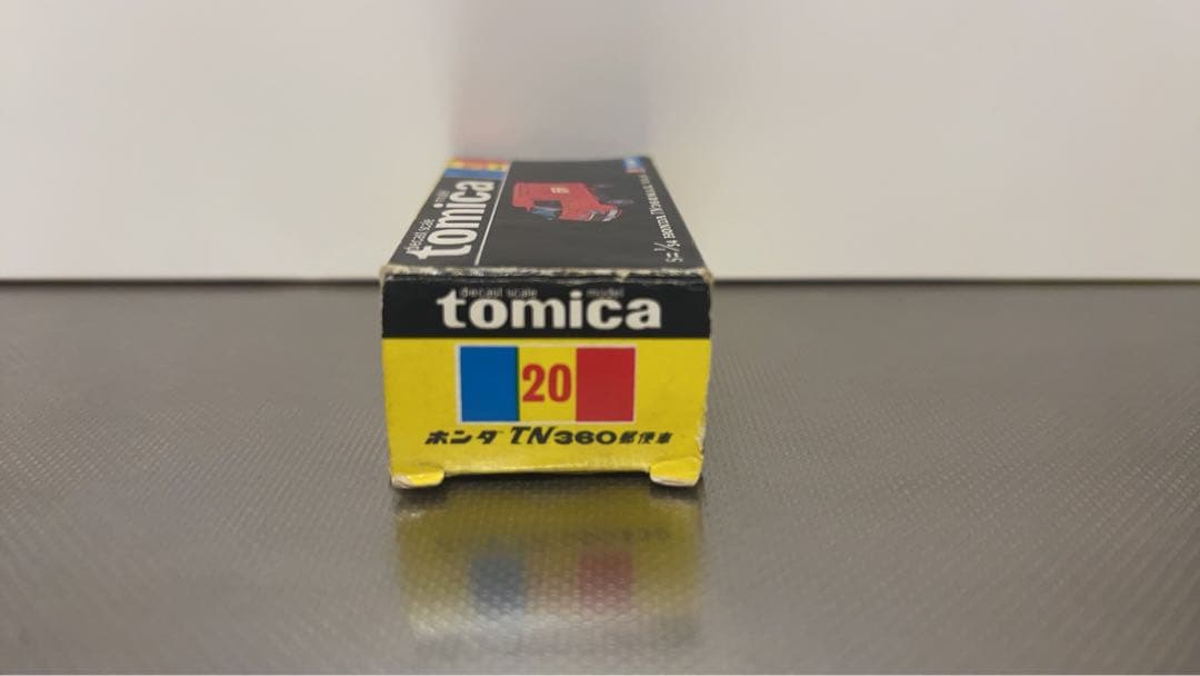 トミカ TN360 赤 1/64 黒箱　郵便車