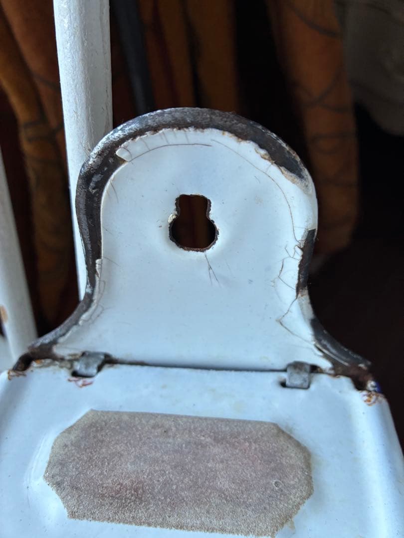 フランス　アンティーク　ホーロー　アリュメット缶　マッチ入れ　ホワイト　②