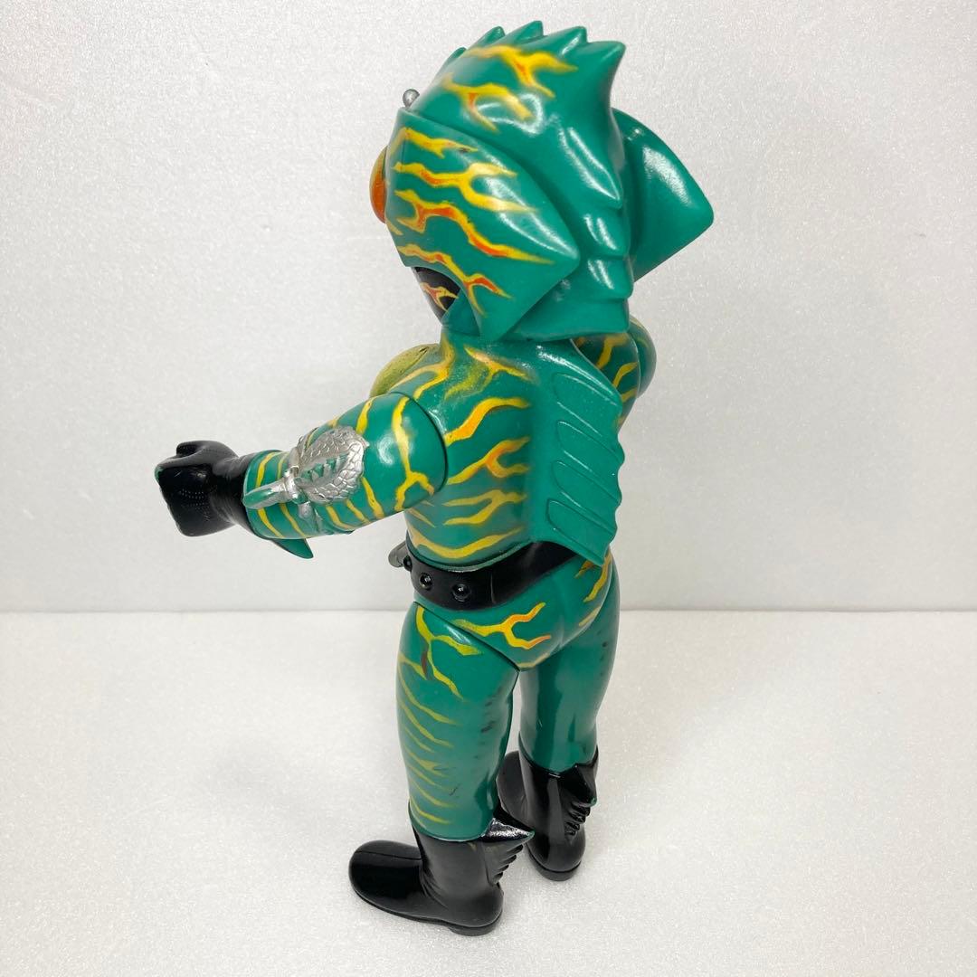 入手困難　激レア　旧バンダイ　仮面ライダー　アマゾン　ソフビ