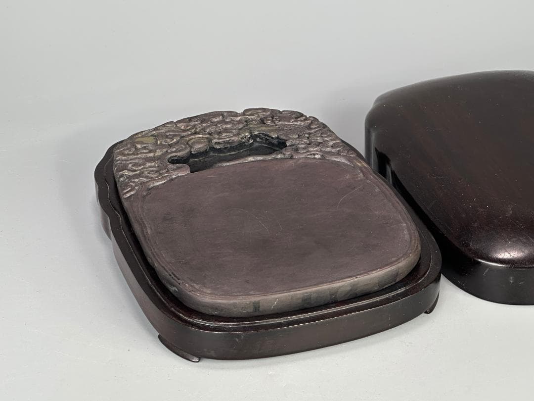 中国美術　清時代　清康熙　陳奕禧銘　祥雲龍文端渓硯　紫端渓　古物保証　唐物　古物