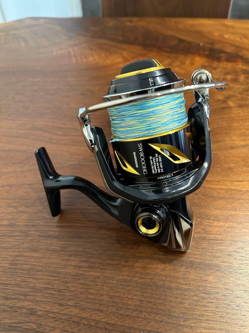 ブラウンアイズ 超美品　シマノ 19 ステラＳＷ 8000ＨＧ