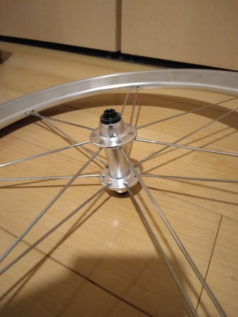 kinetix pro x20インチ406ホイール前輪