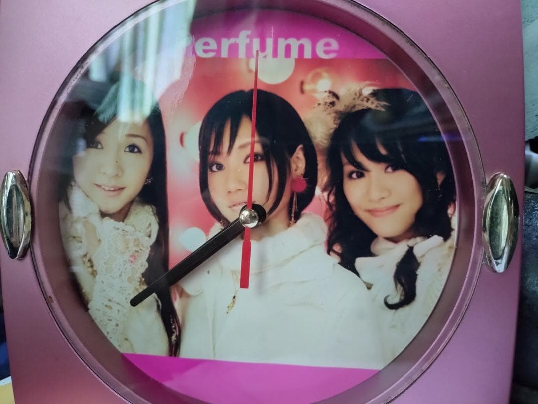超激レア✨Perfume♦デザイン掛け時計✨オマケ付き✨ツアーDVD＆電池✨