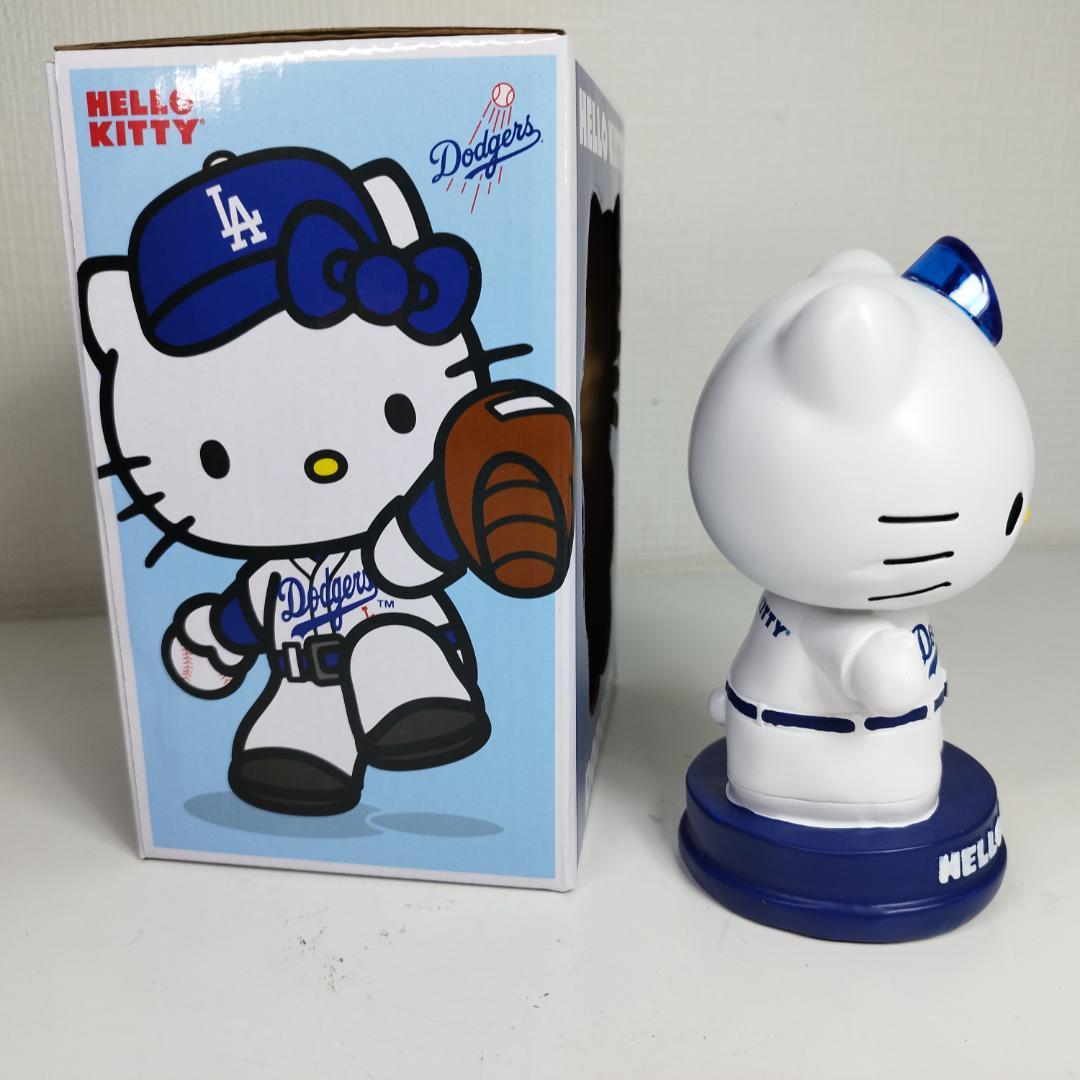 ドジャース ハロー キティ ボブルヘッド フィギュア 大谷翔平 球場配 I308