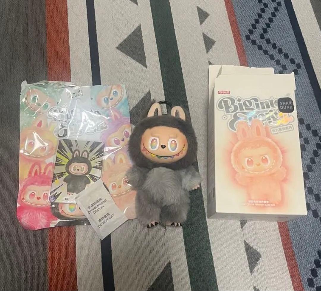 ラブブ　シークレット