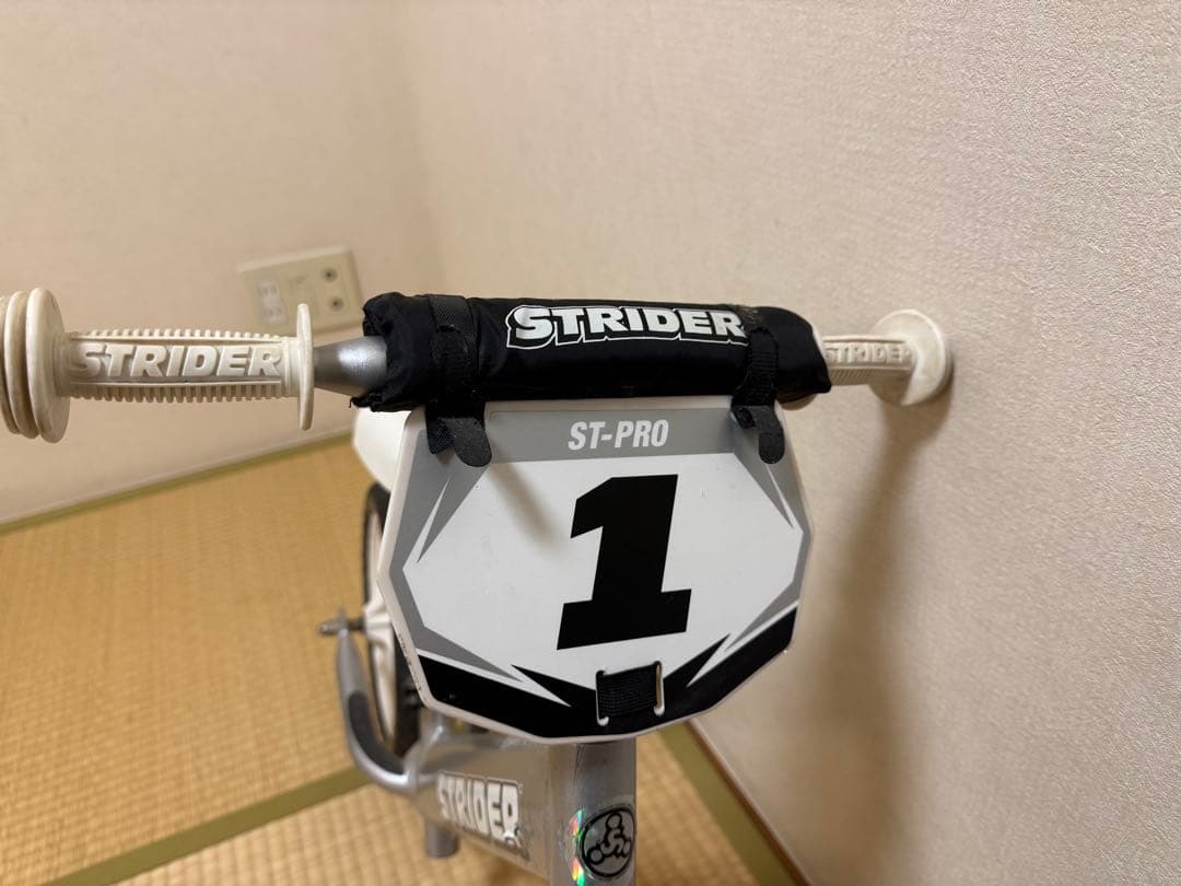 ストライダー 12Pro キッズ用ランニングバイク STRIDER PRO