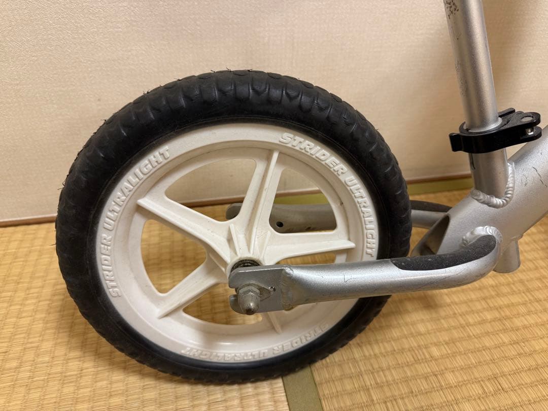 ストライダー 12Pro キッズ用ランニングバイク STRIDER PRO