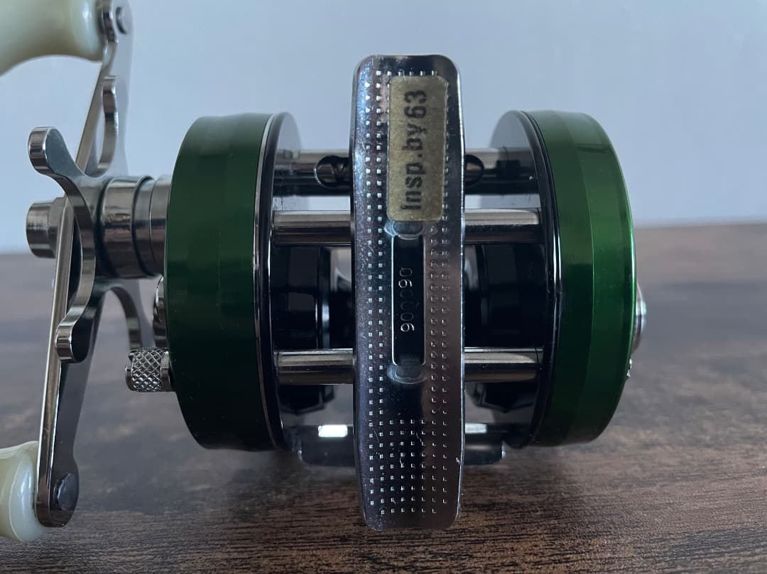 専用　ABU Ambassadeur 2500CI アブ アンバサダー グリーン