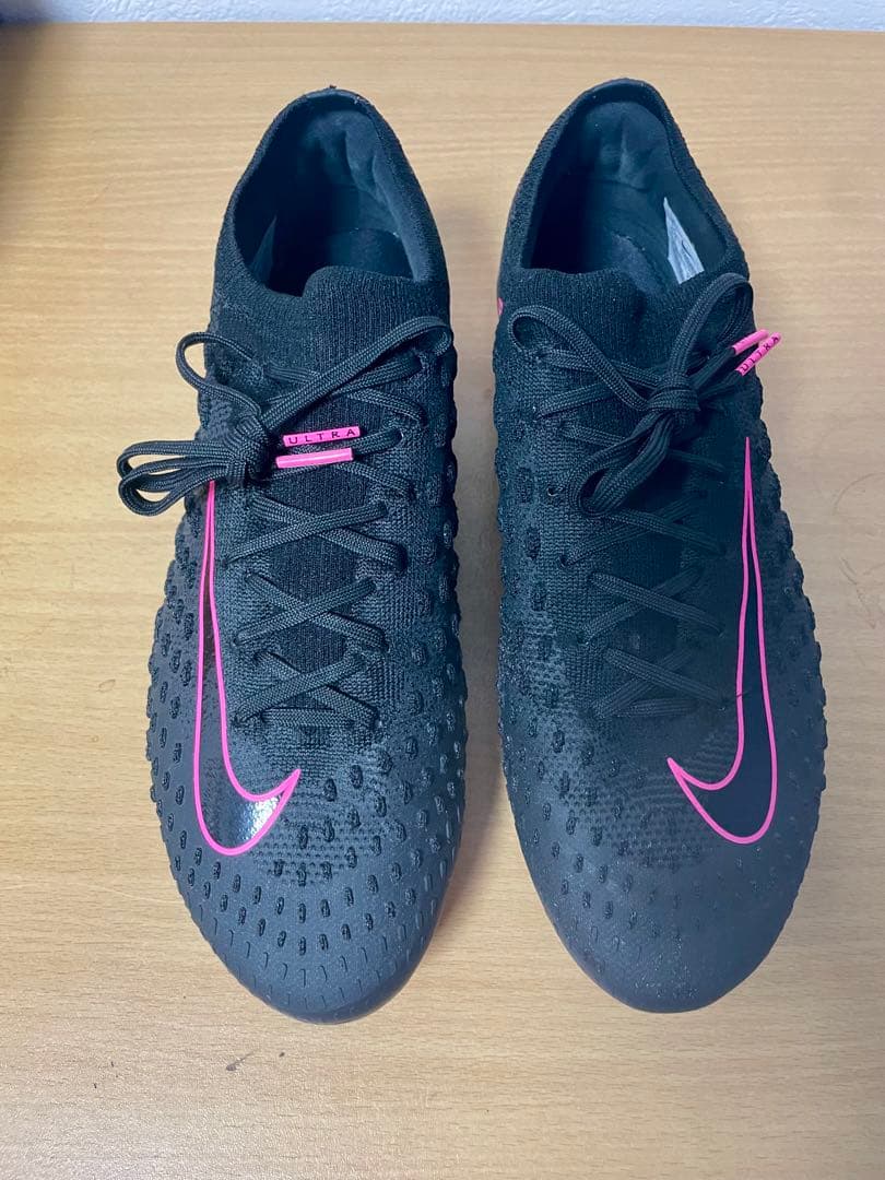 ナイキファントムウルトラヴェノム PHANTOM ULTRA VENOM FG