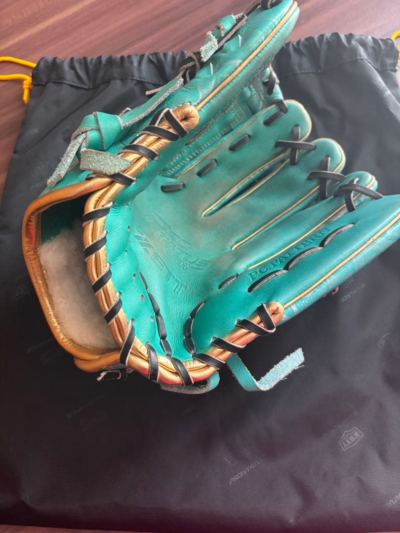 ZETT軟式用グラブ内野手用 源田モデル (マイナビオールスター2023モデル)