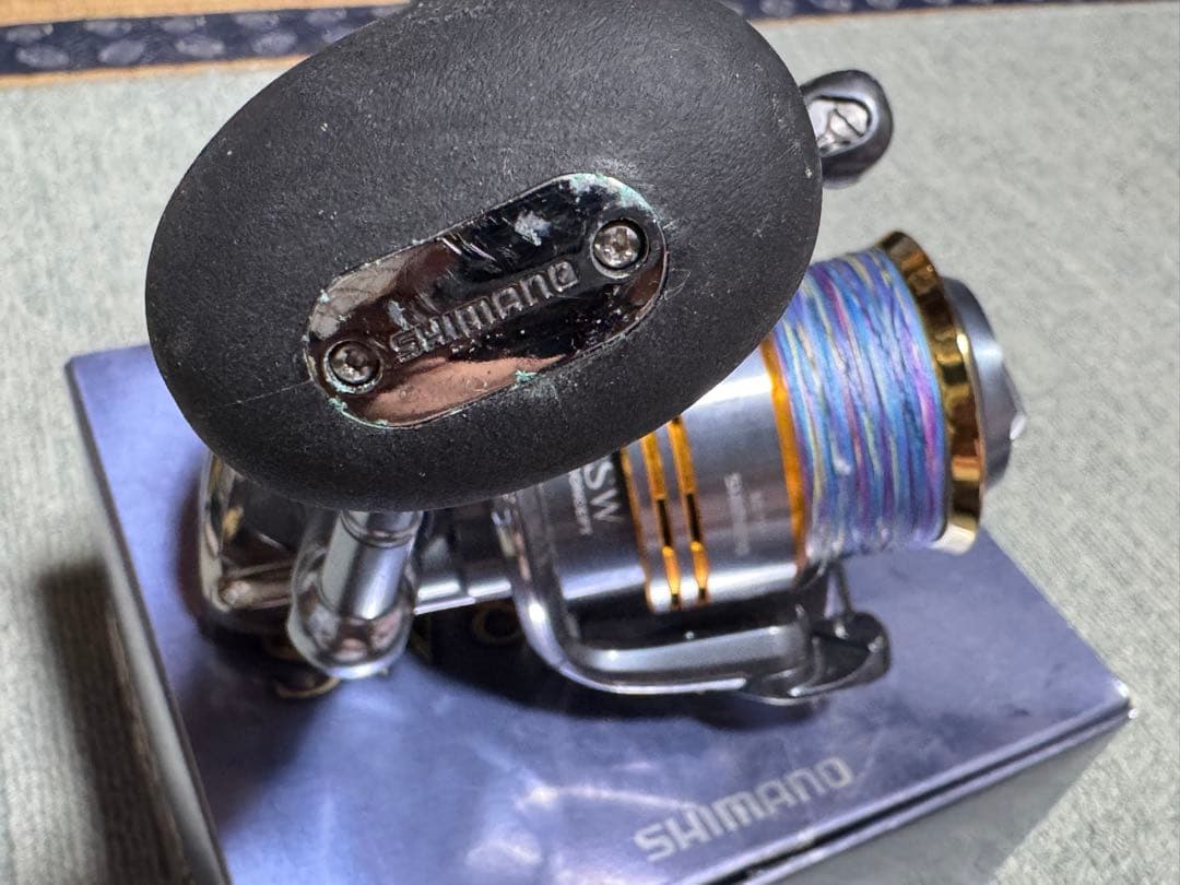 ツインパワーSW8000HG 12000HGスプール付き　ノブ付き