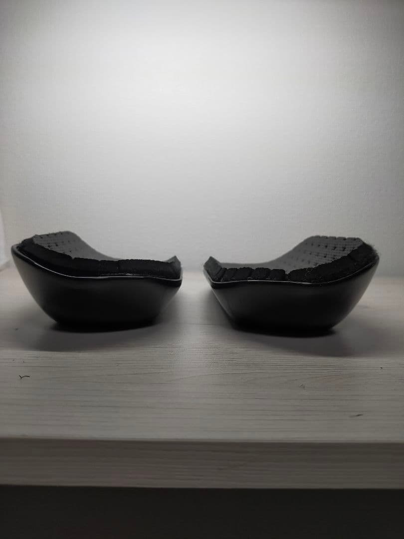 TRIRIG トライリグ　CLOSED BACK CARBON ARM CUPS