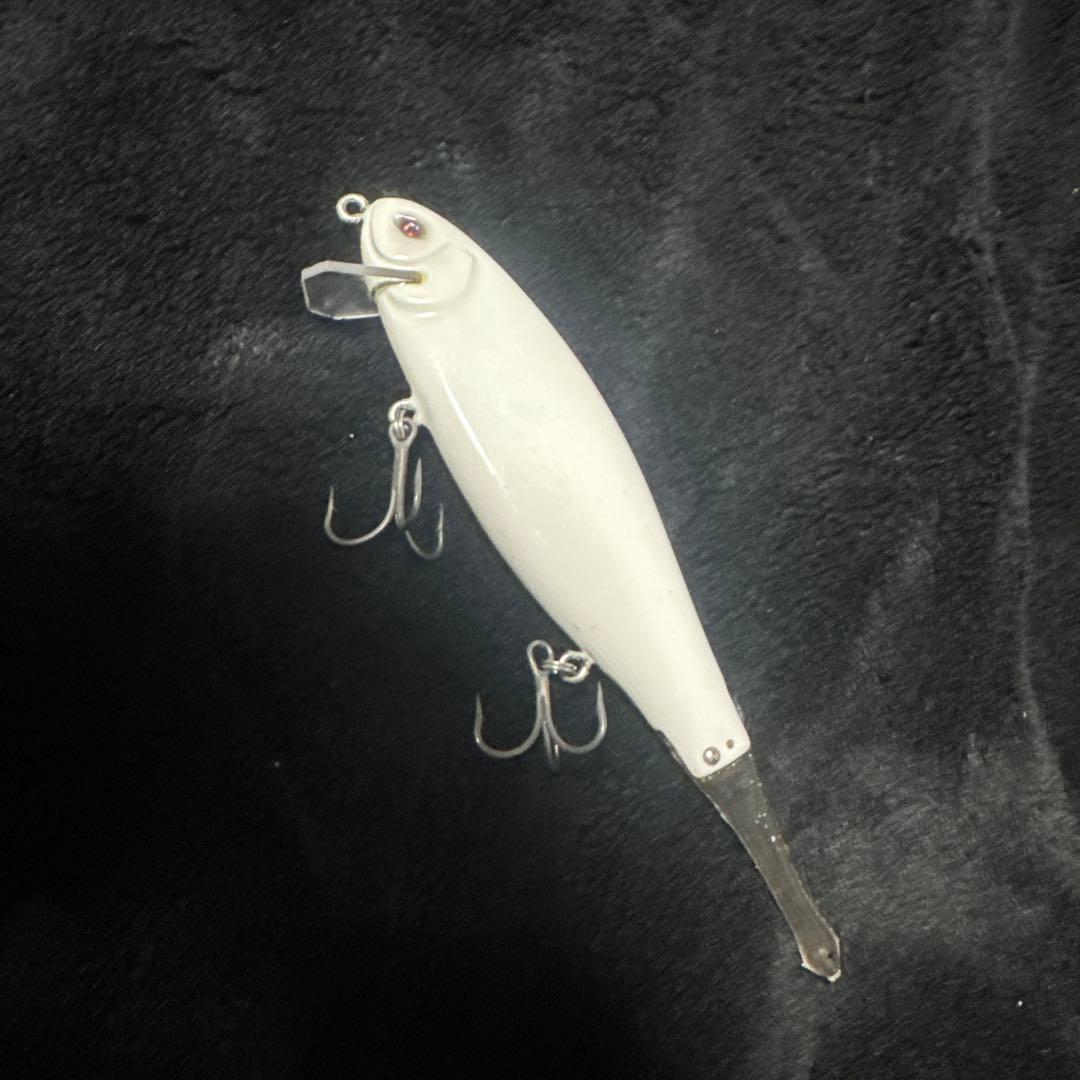 ルアー・フライ Thrashbaits Rogue