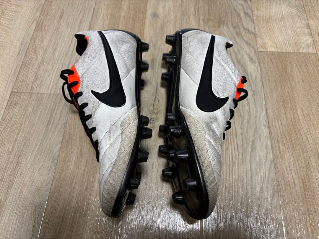 ナイキ　ティエンポレジェンド4 27.0